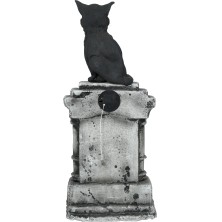 Lápida con gato