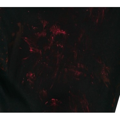 Túnica infantil con sangre