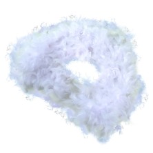 Boa de plumas blancas